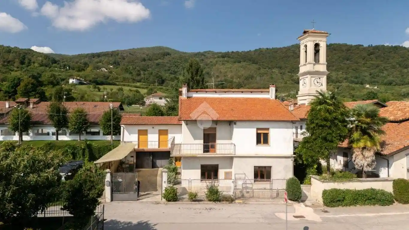 Terratetto unifamiliare frazione ceretto 30, Ceretto, Costigliole Saluzzo - foto 2