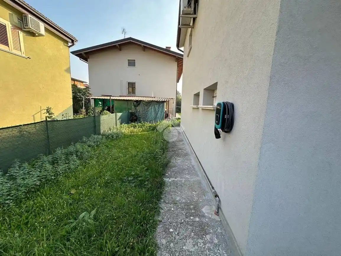 Villa bifamiliare, buono stato, 136 m², Villaggio Prealpino, Brescia - foto 4