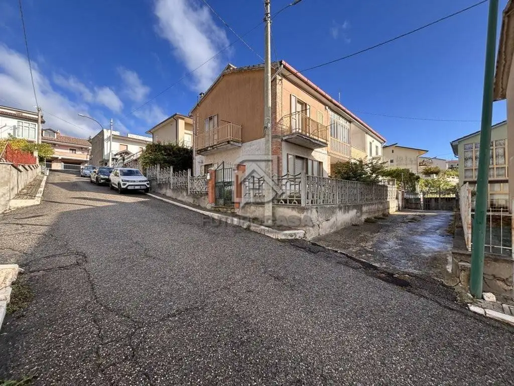 Terratetto unifamiliare 85 m², buono stato, Casalbore - foto 2