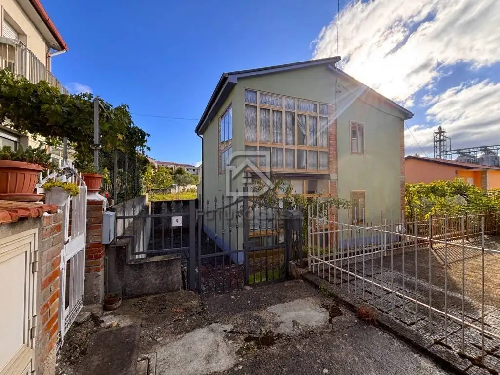 Terratetto unifamiliare 85 m², buono stato, Casalbore - foto 4