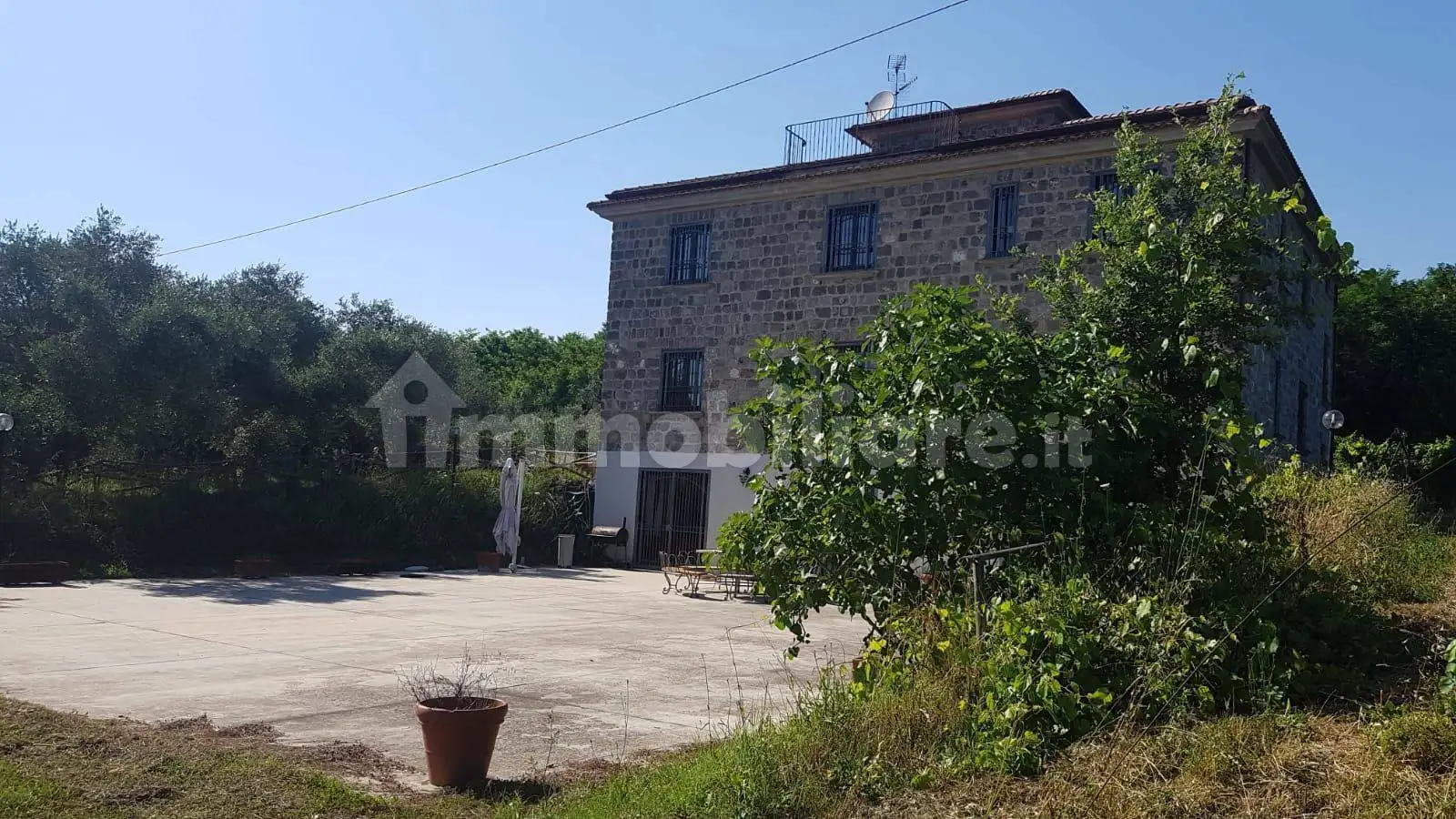 Palazzo - Edificio in vendita a Caianello