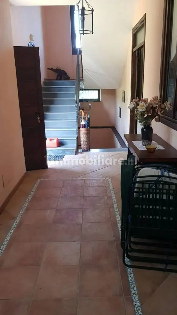 Palazzo - Edificio in Vendita - foto 2