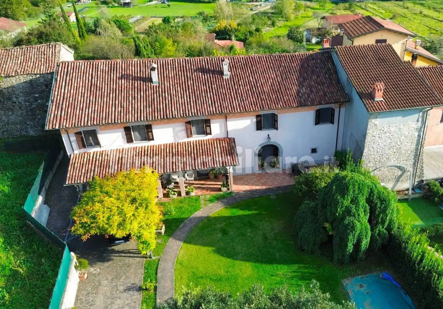 Villa in vendita a Licciana Nardi