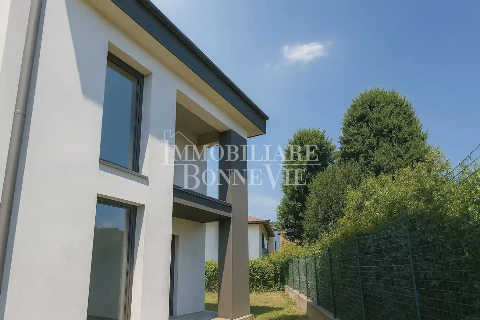 Villa a schiera via 25 Aprile 2, Camnago Boscone, Faloppio - foto 2