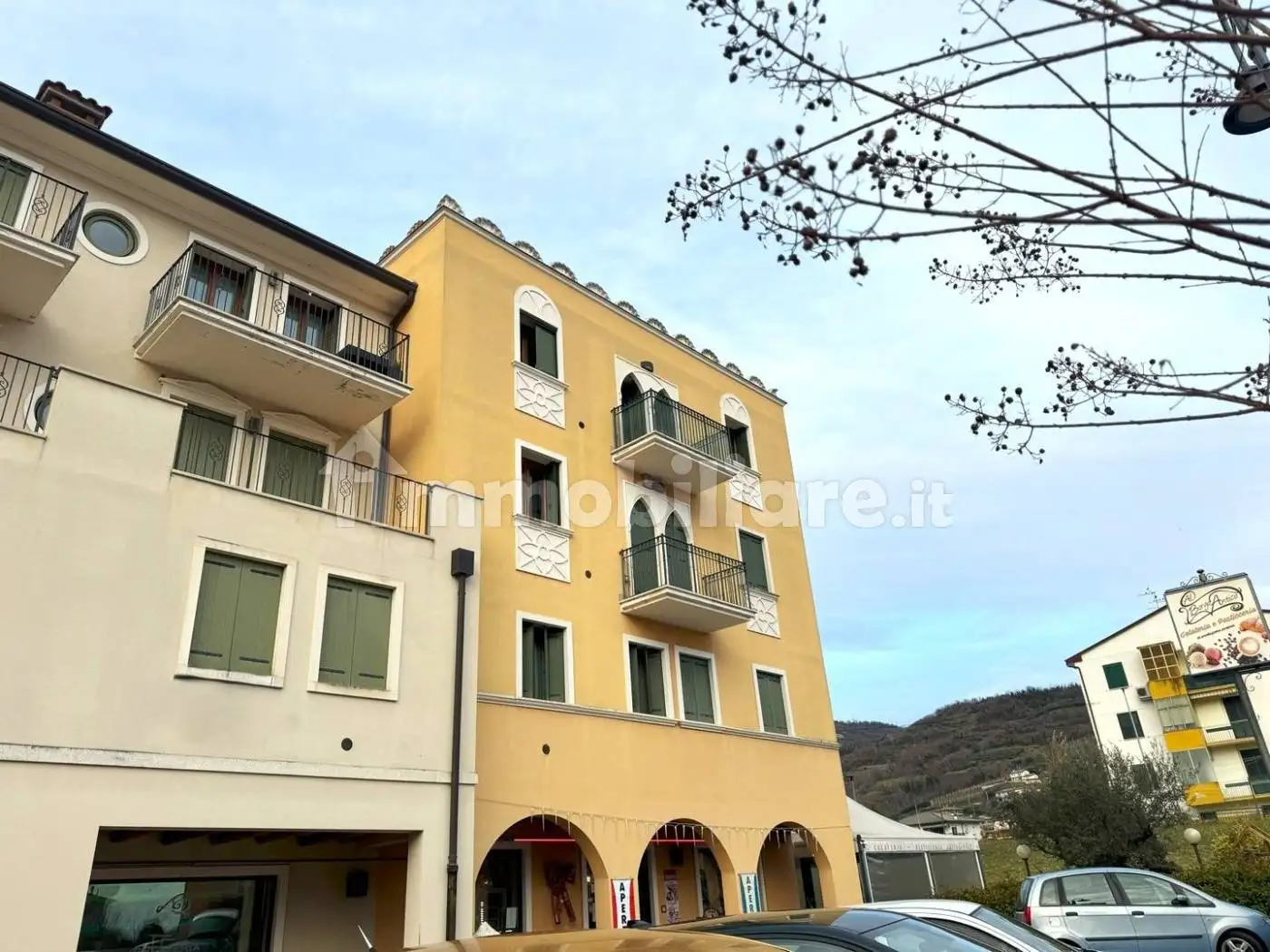 Appartamento in vendita a Montecchia di Crosara