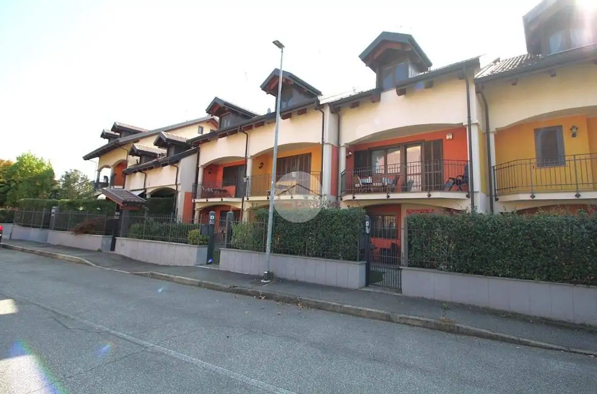 Villa a schiera via Giorgio E Giovanni Amendola 4, Brandizzo - foto 2