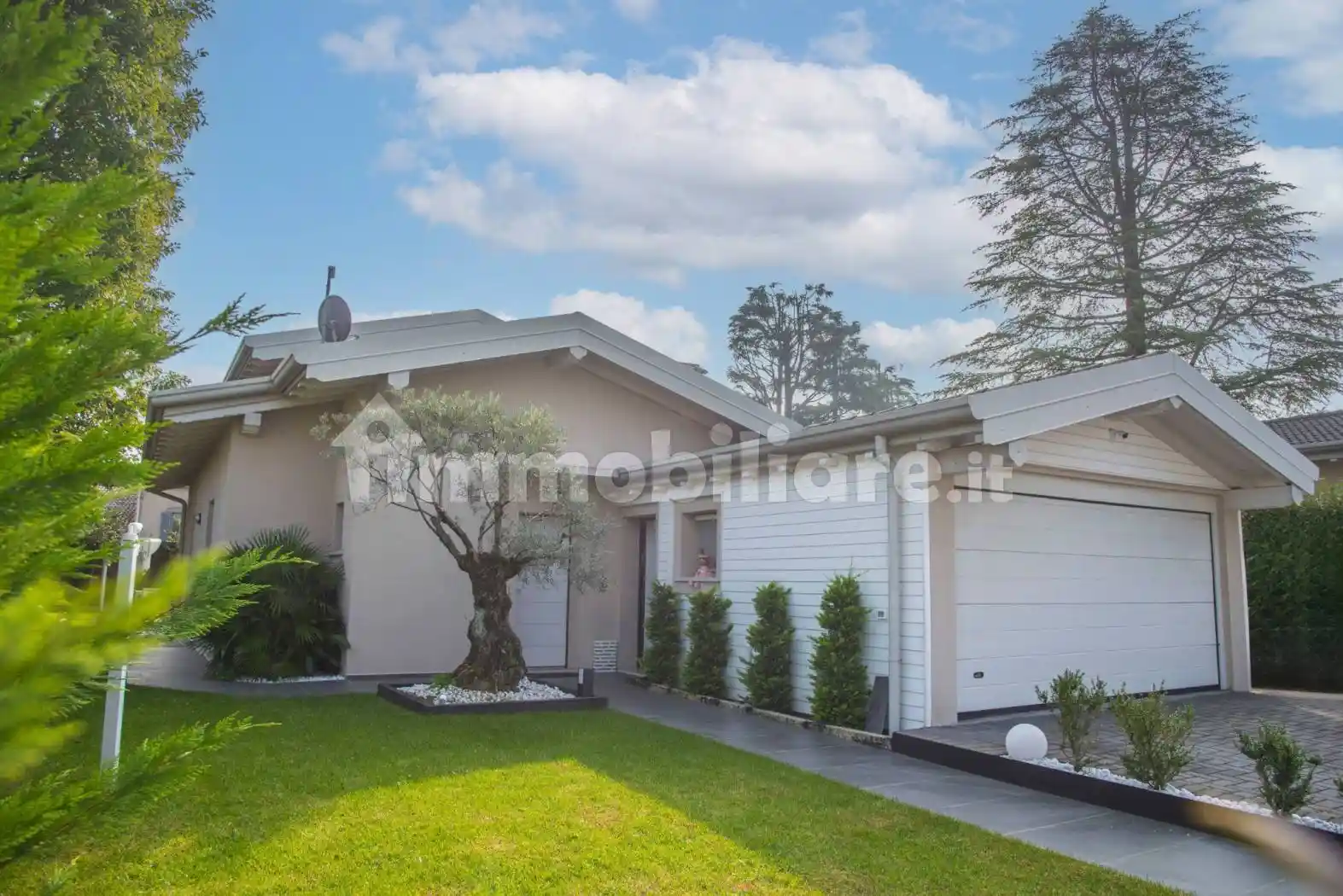 Villa in vendita a Villa Guardia