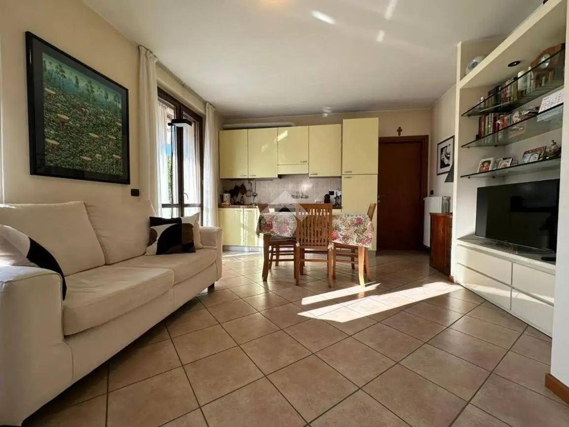 Appartamento in vendita a Arzago d'Adda