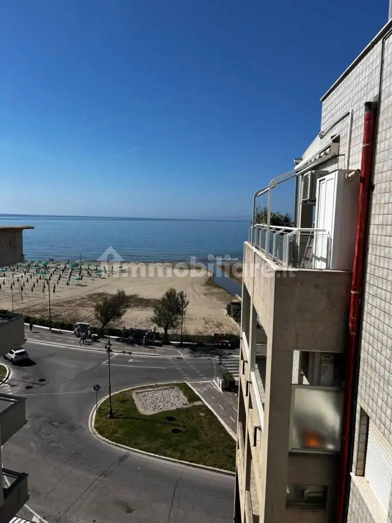 Attico viale Giacomo Matteotti 125, Centro, Nettuno - foto 2