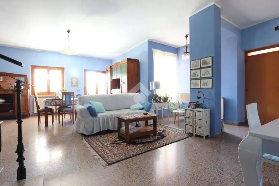 Appartamento piazza Decio Rubini 6, Centro, Nereto - foto 2