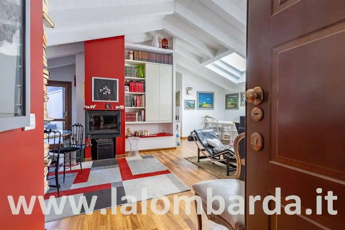 Appartamento in vendita a Vedano al Lambro