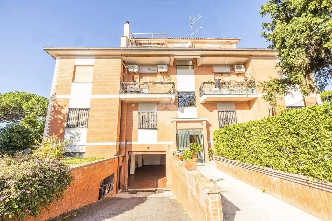 Appartamento in vendita a Castel Gandolfo