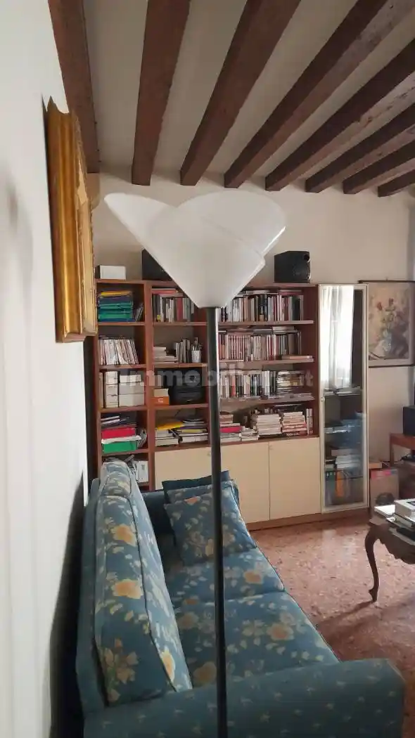 Trilocale ottimo stato, secondo piano, Rialto, Venezia - foto 4