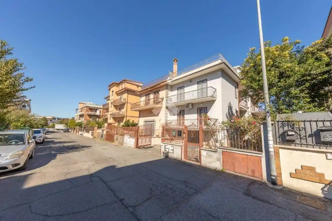 Trilocale via Placanica 001, Morena, Roma - foto 3