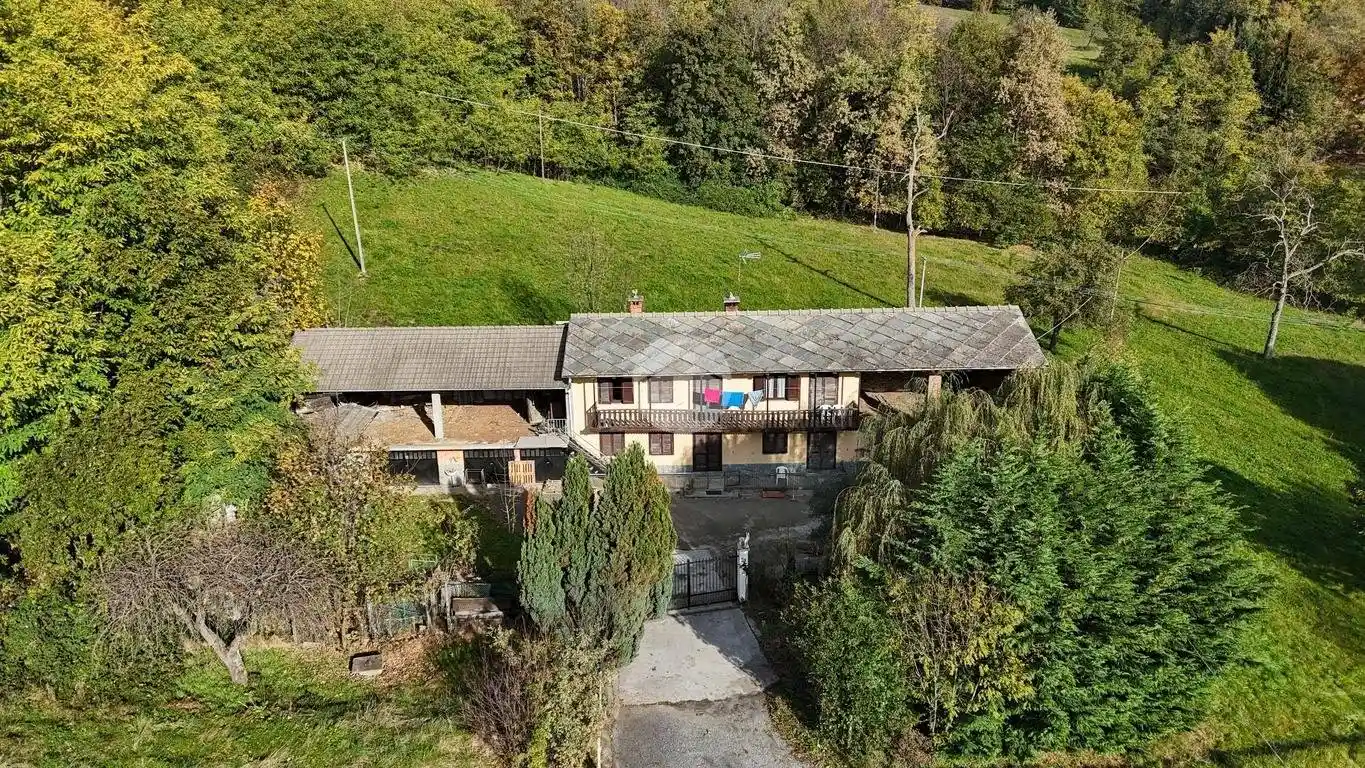 Casa indipendente in vendita a Bagnolo Piemonte