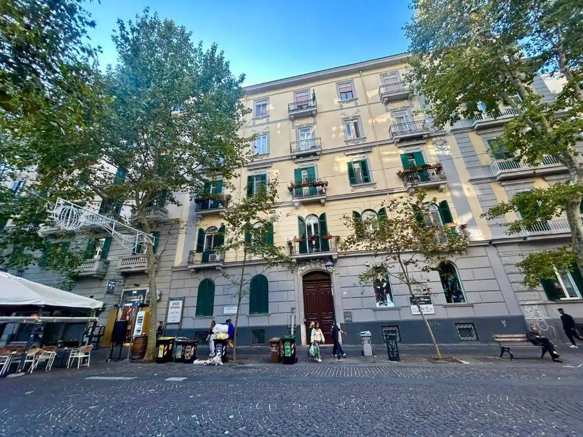 Appartamento in vendita a Napoli