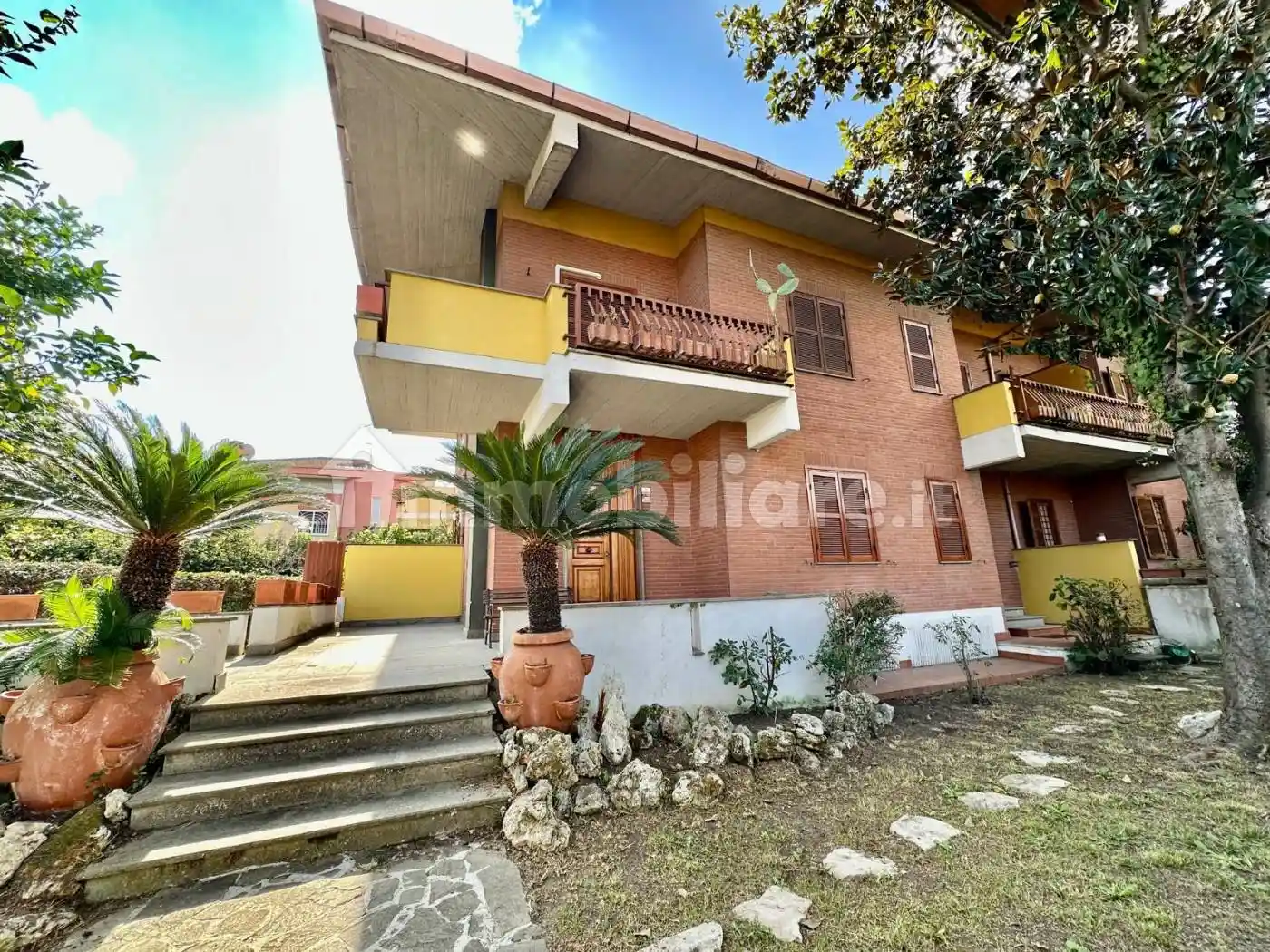 Villa plurifamiliare via Sofocle 105, Axa, Roma - foto 3