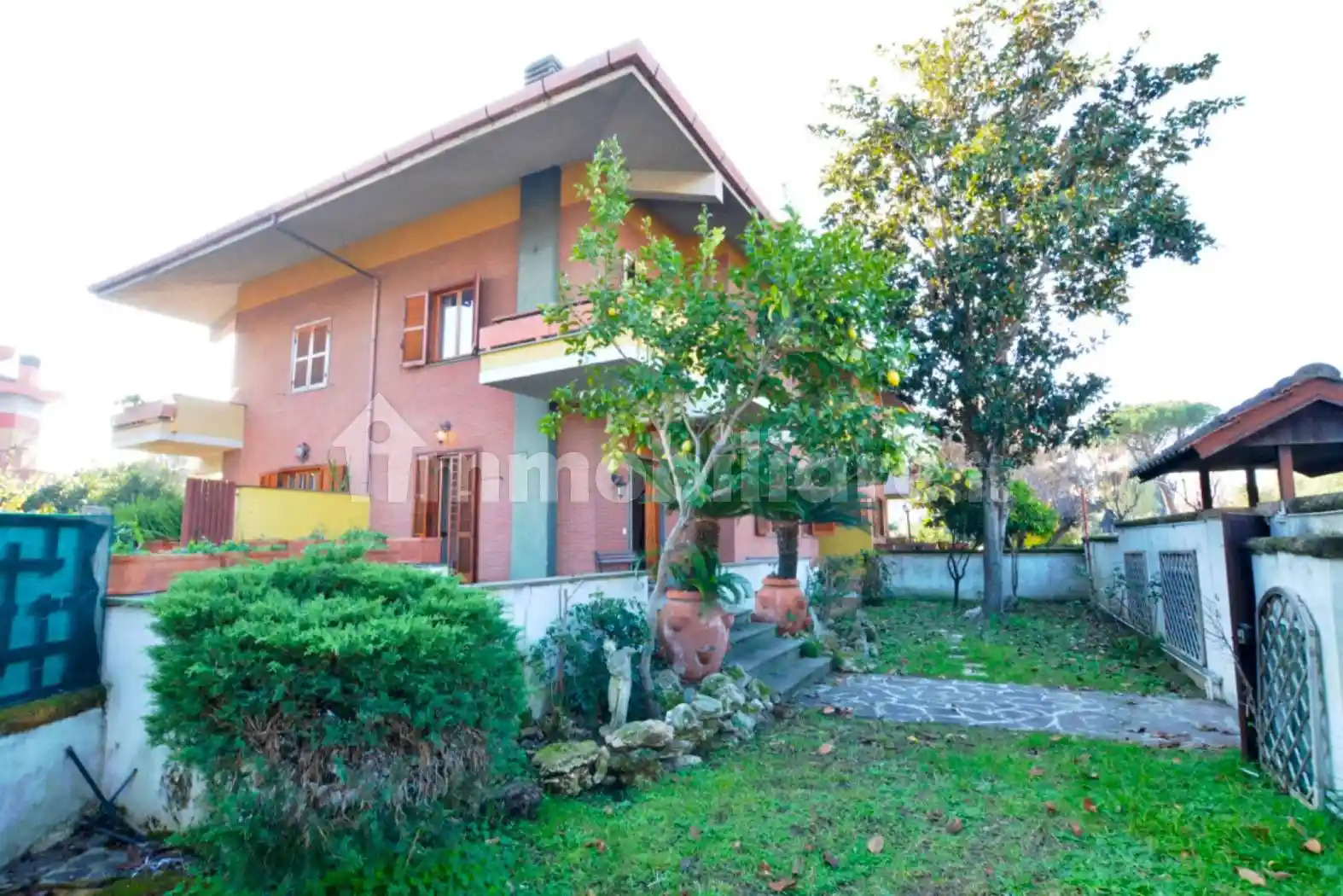 Villa plurifamiliare via Sofocle 105, Axa, Roma - foto 5