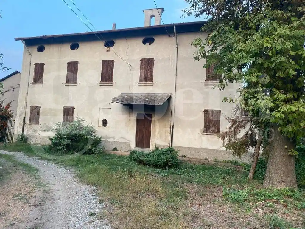 Rustico - Casale in vendita a Lodi