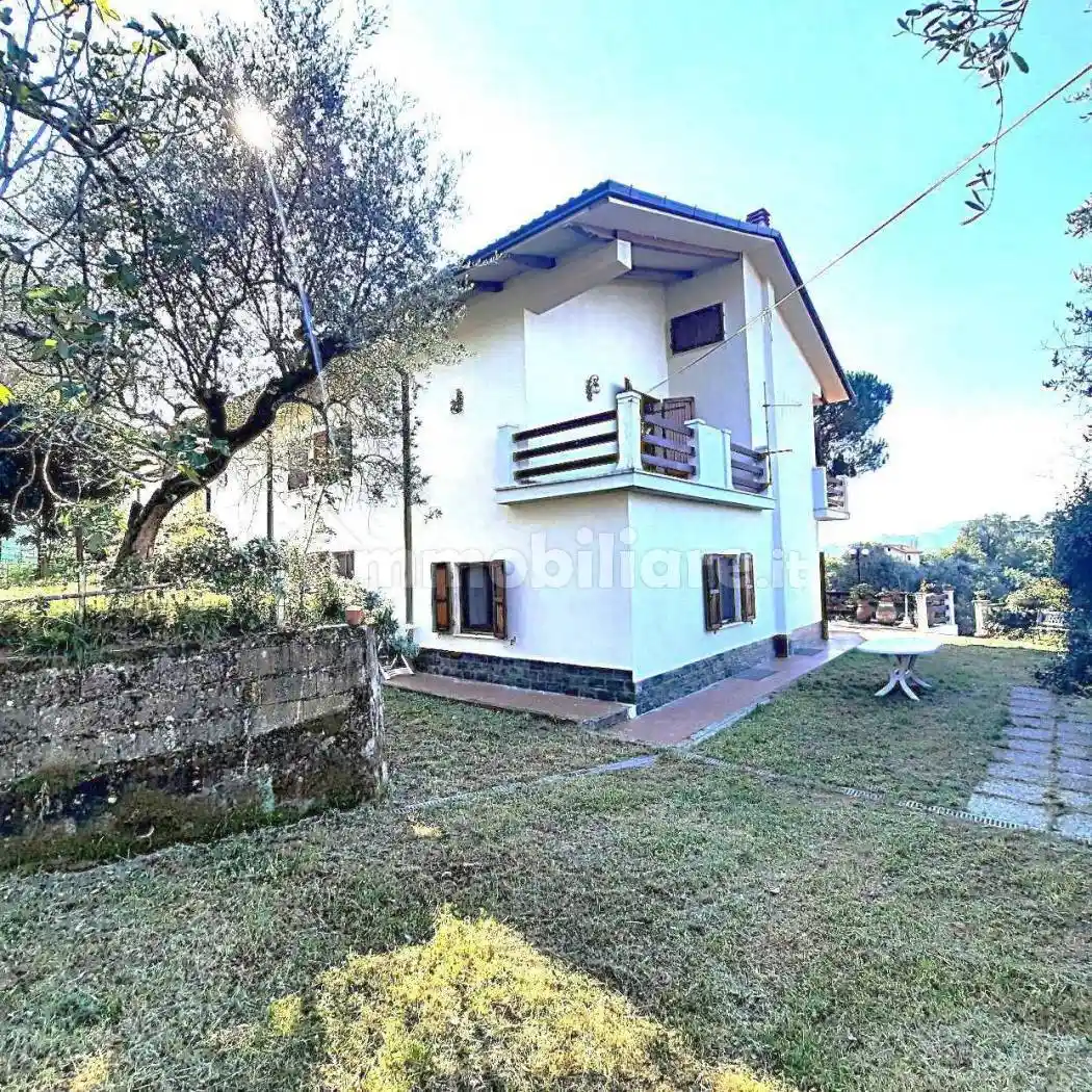 Villa in vendita a Santo Stefano di Magra