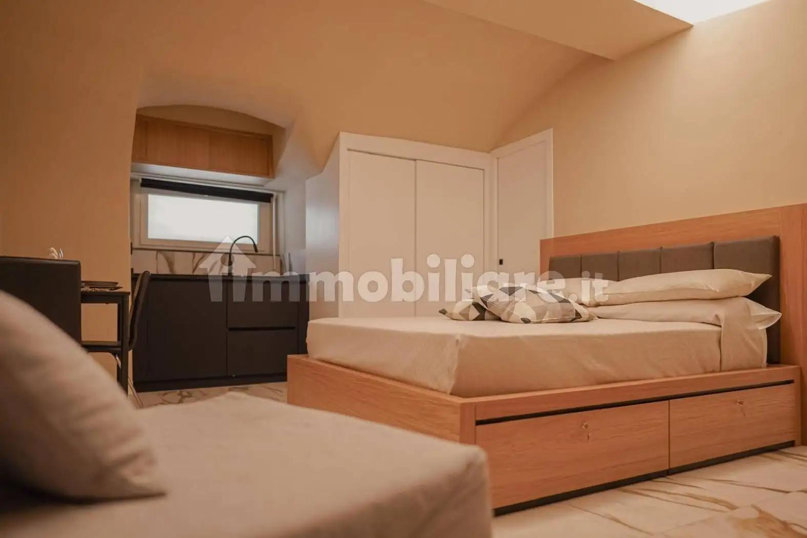 Appartamento in vendita a Napoli