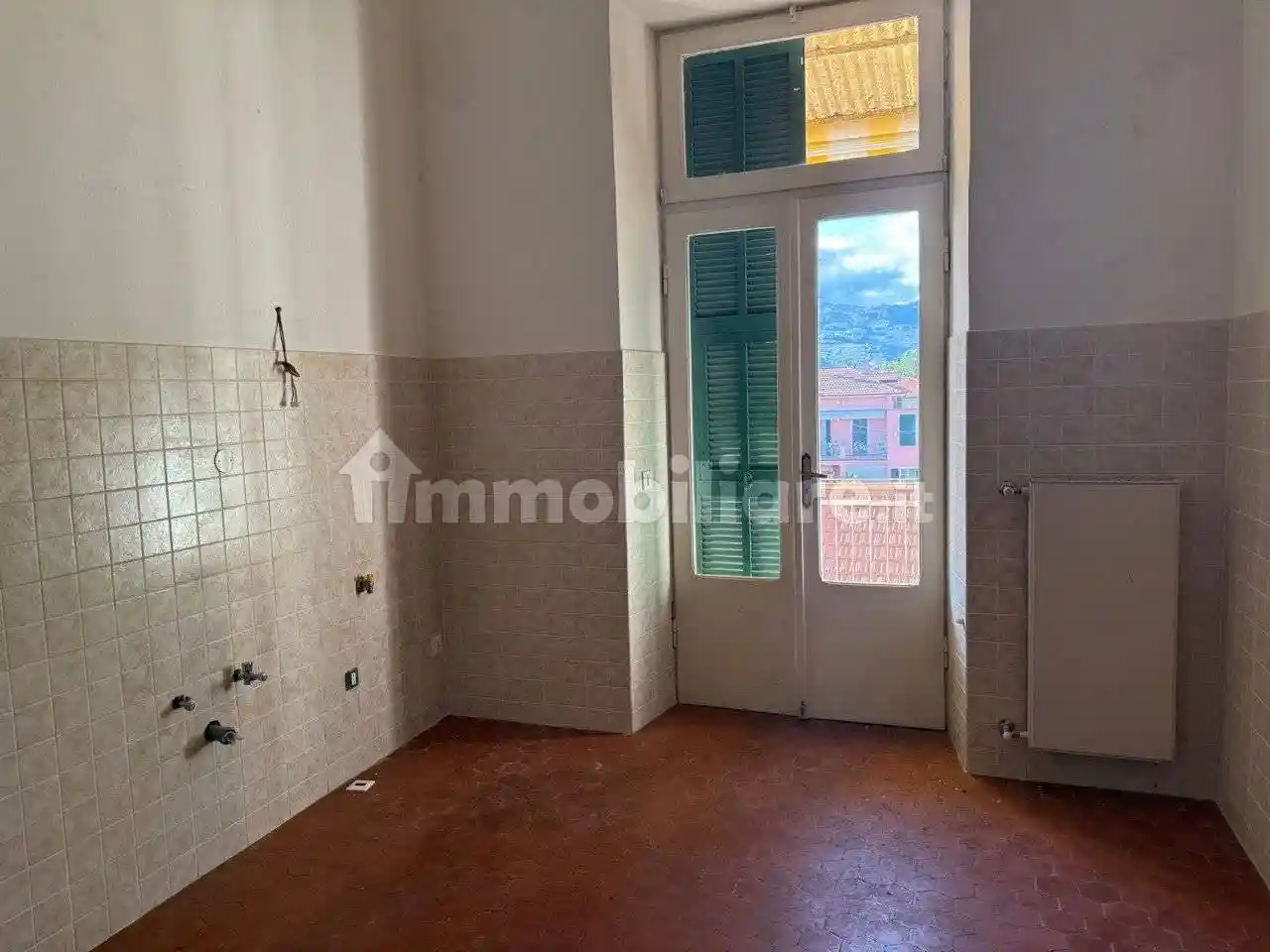 Quadrilocale buono stato, secondo piano, Centro, Diano Marina - foto 2