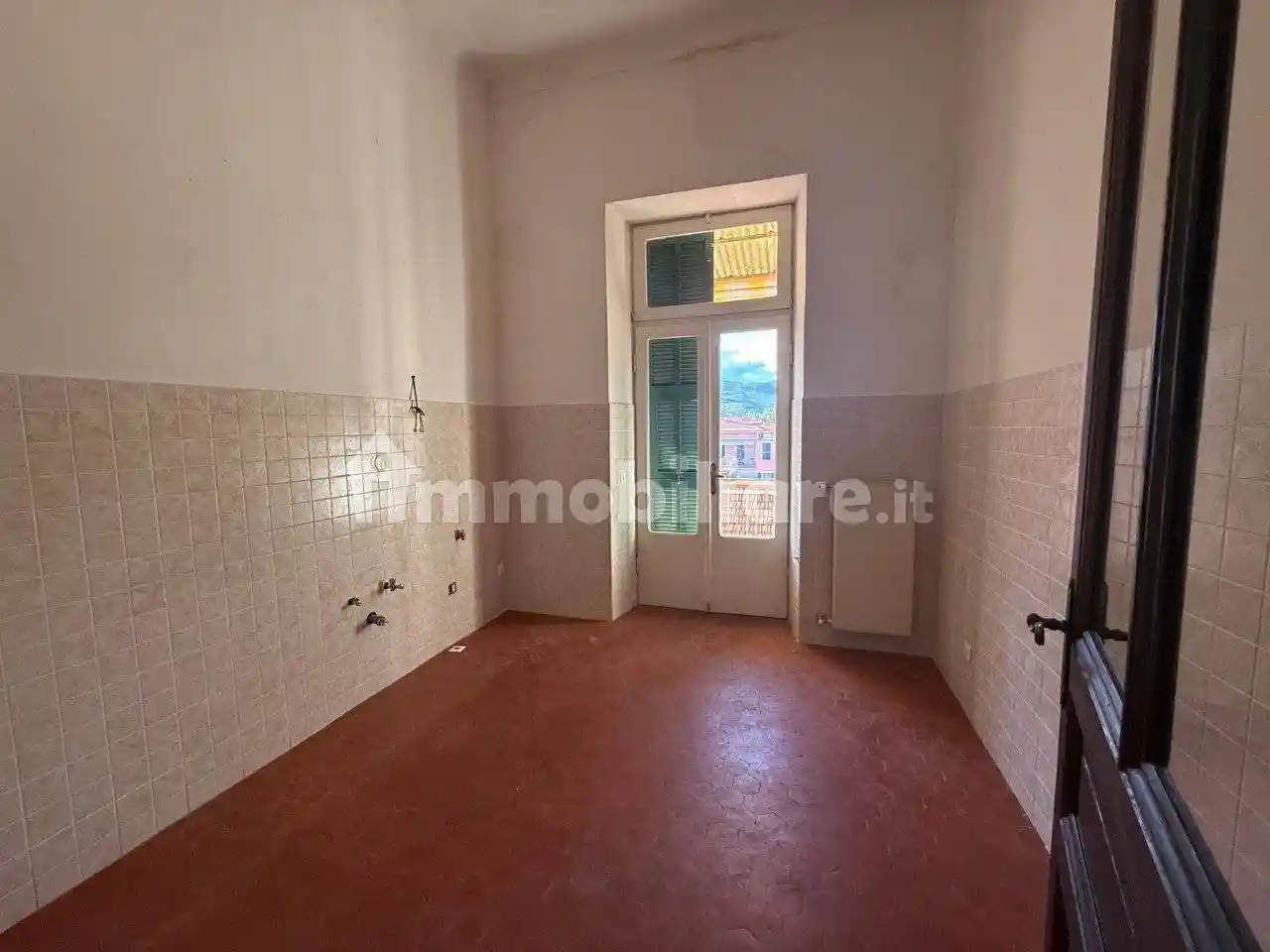 Quadrilocale buono stato, secondo piano, Centro, Diano Marina - foto 3