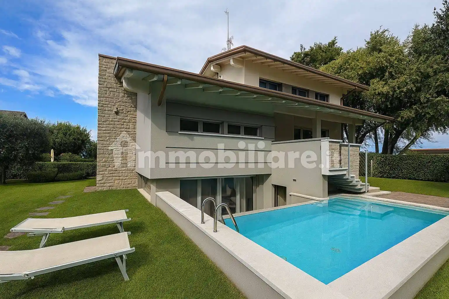 Villa in vendita a Sirmione