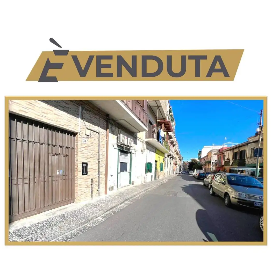 Appartamento in vendita a Napoli