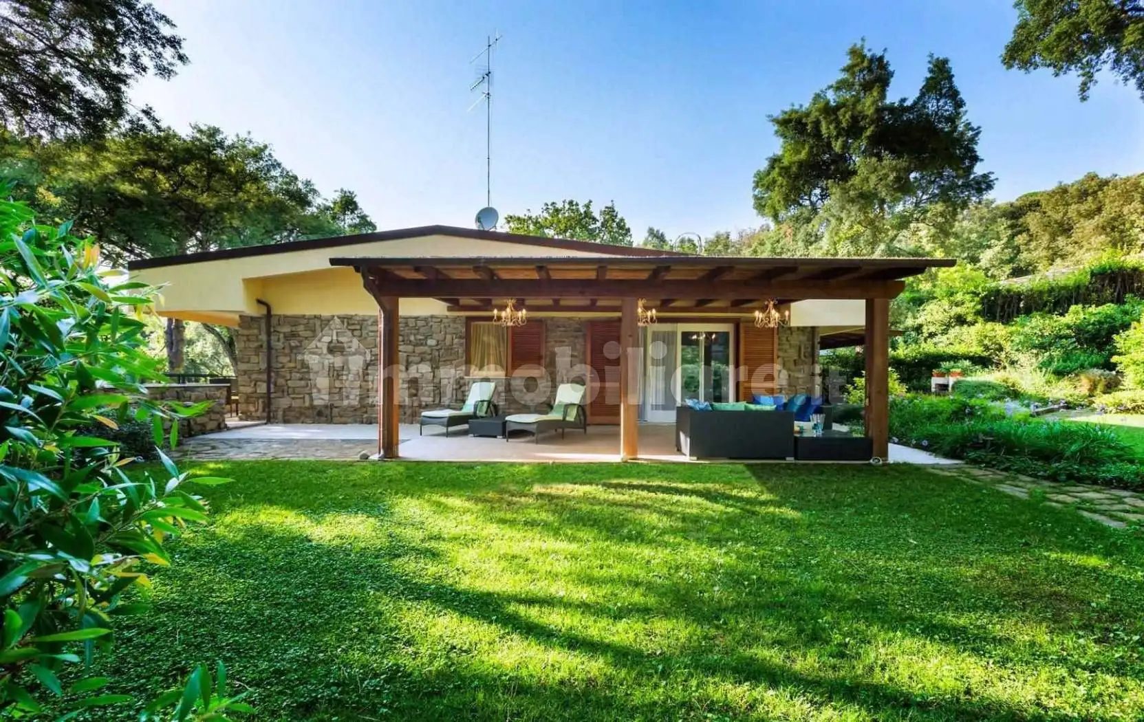 Villa in vendita a Castiglione della Pescaia