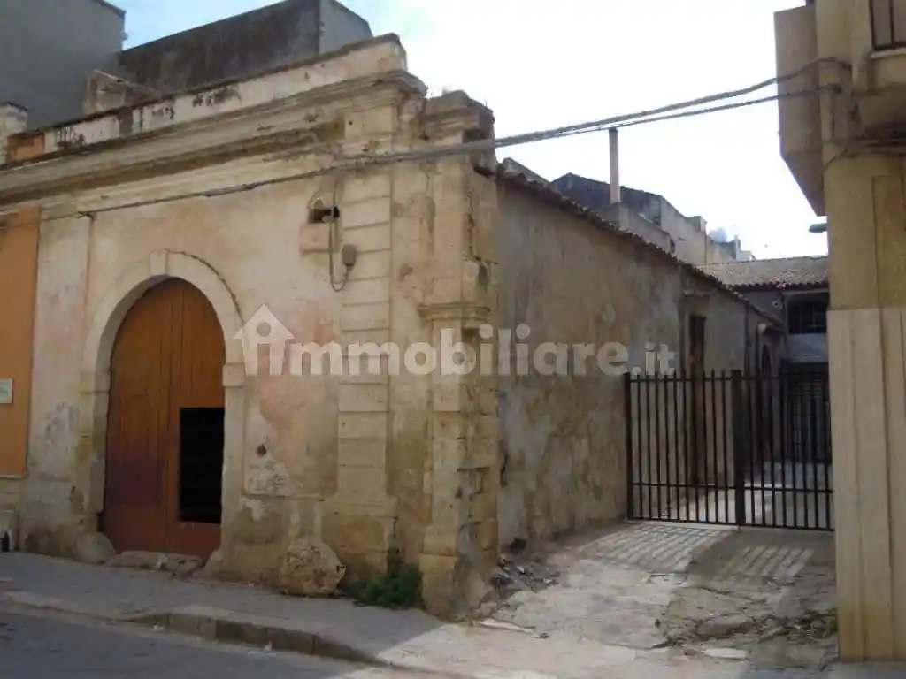 Casa indipendente in vendita a Pachino