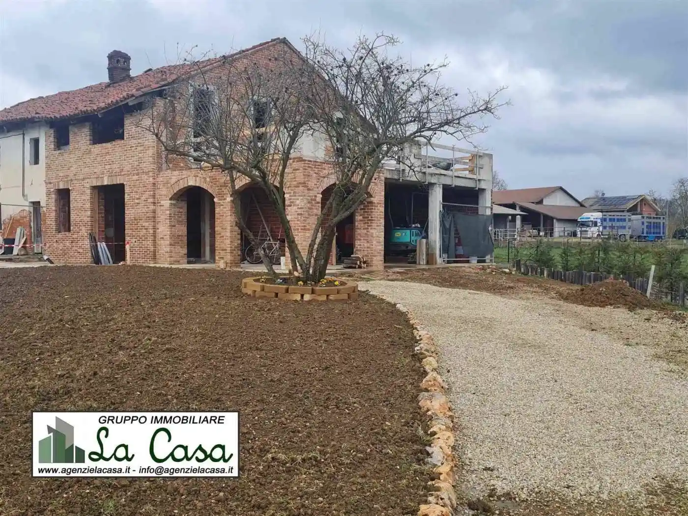 Villa in vendita a Villanova d'Asti