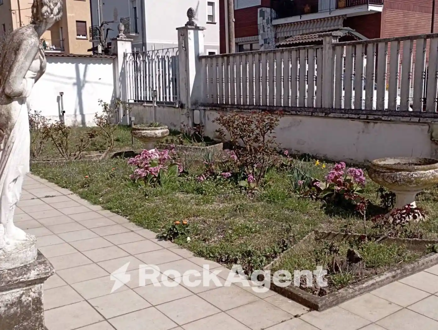 Villa unifamiliare via Vernavola, 9, Viale Cremona, Pavia - foto 5