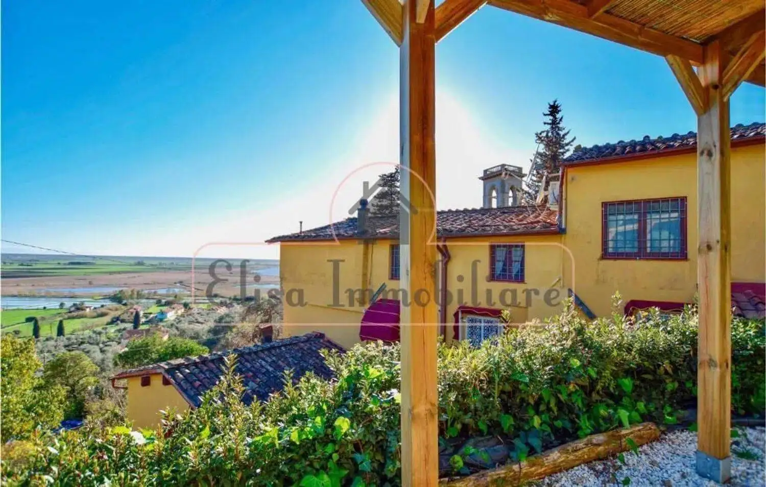 Villa in vendita a Massarosa