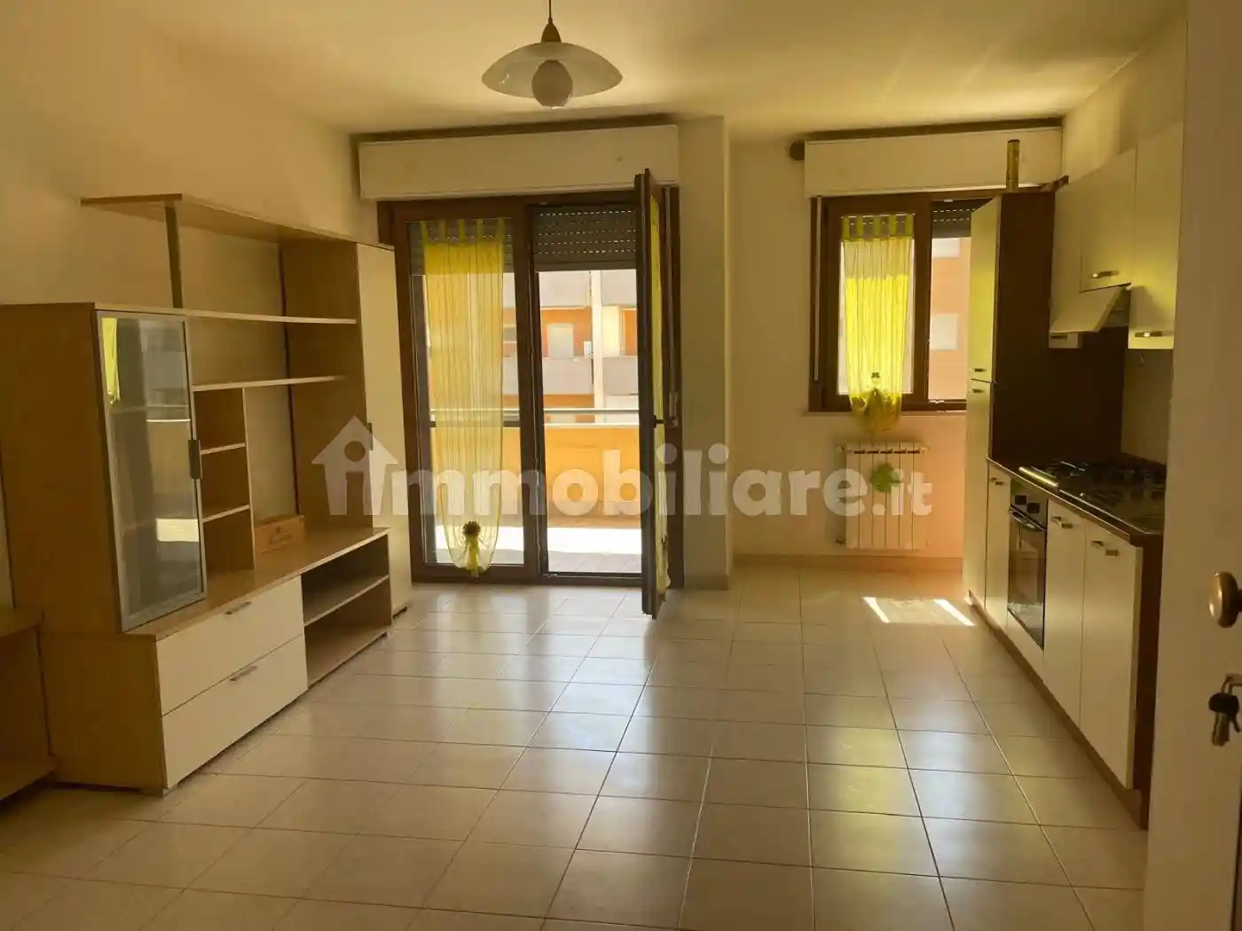 Trilocale via Settimio Chiarello 10, Quartiere Europa, Latina - foto 4