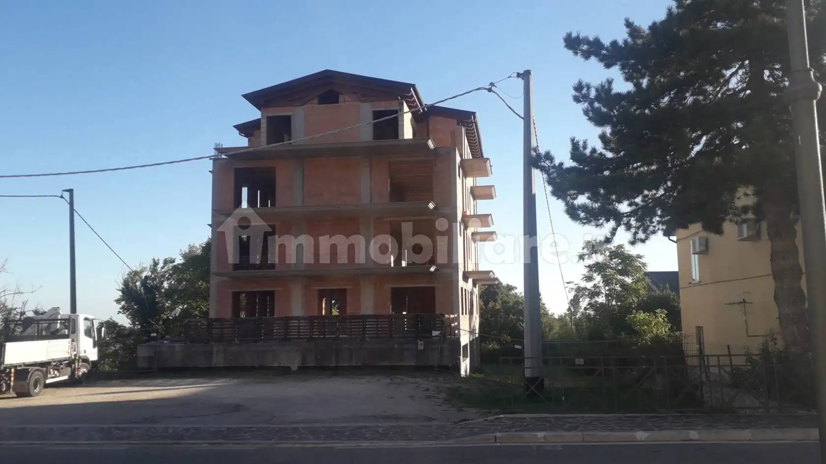Palazzo - Edificio in vendita a Roccamontepiano