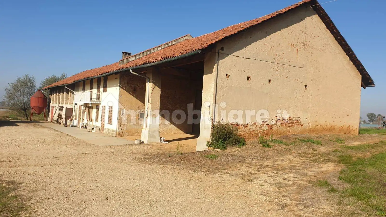 Rustico - Casale in vendita a Ceresole Alba