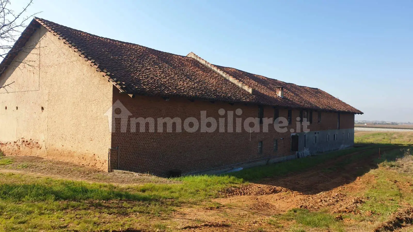 Cascina via Artuffi 61, Centro, Ceresole Alba - foto 3