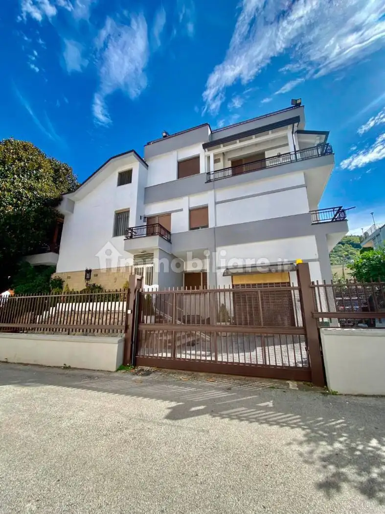 Villa in vendita a Roccapiemonte