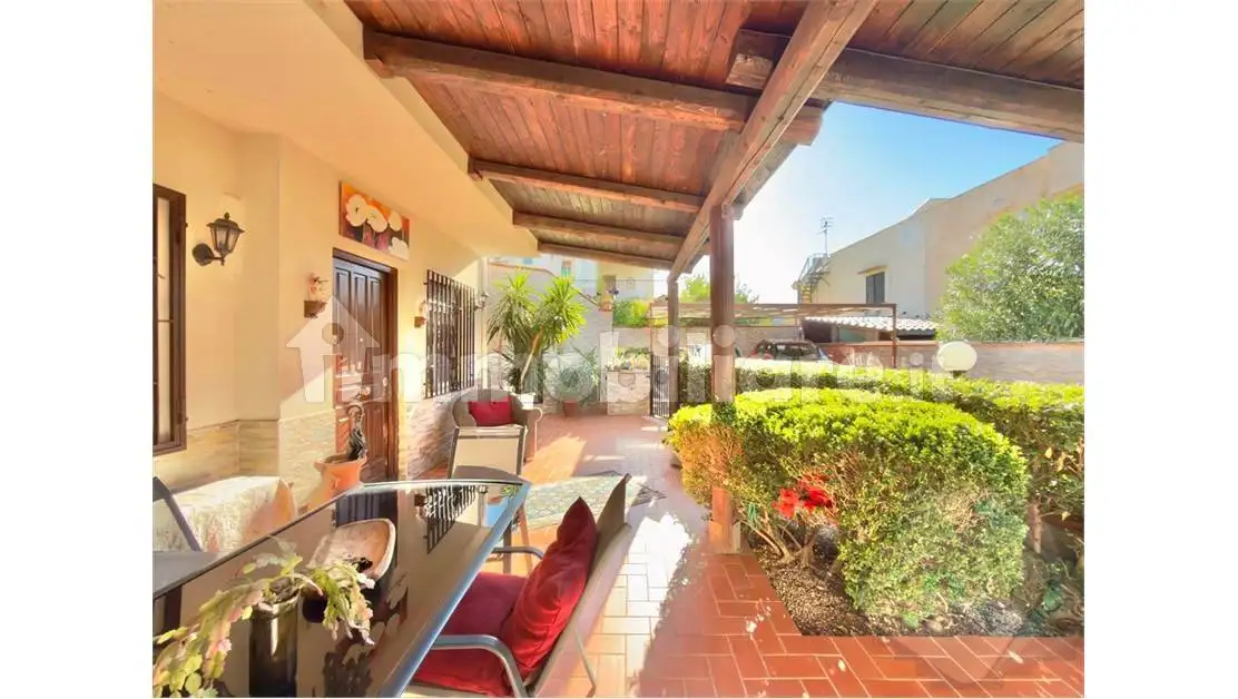 Villa in vendita a Isola delle Femmine