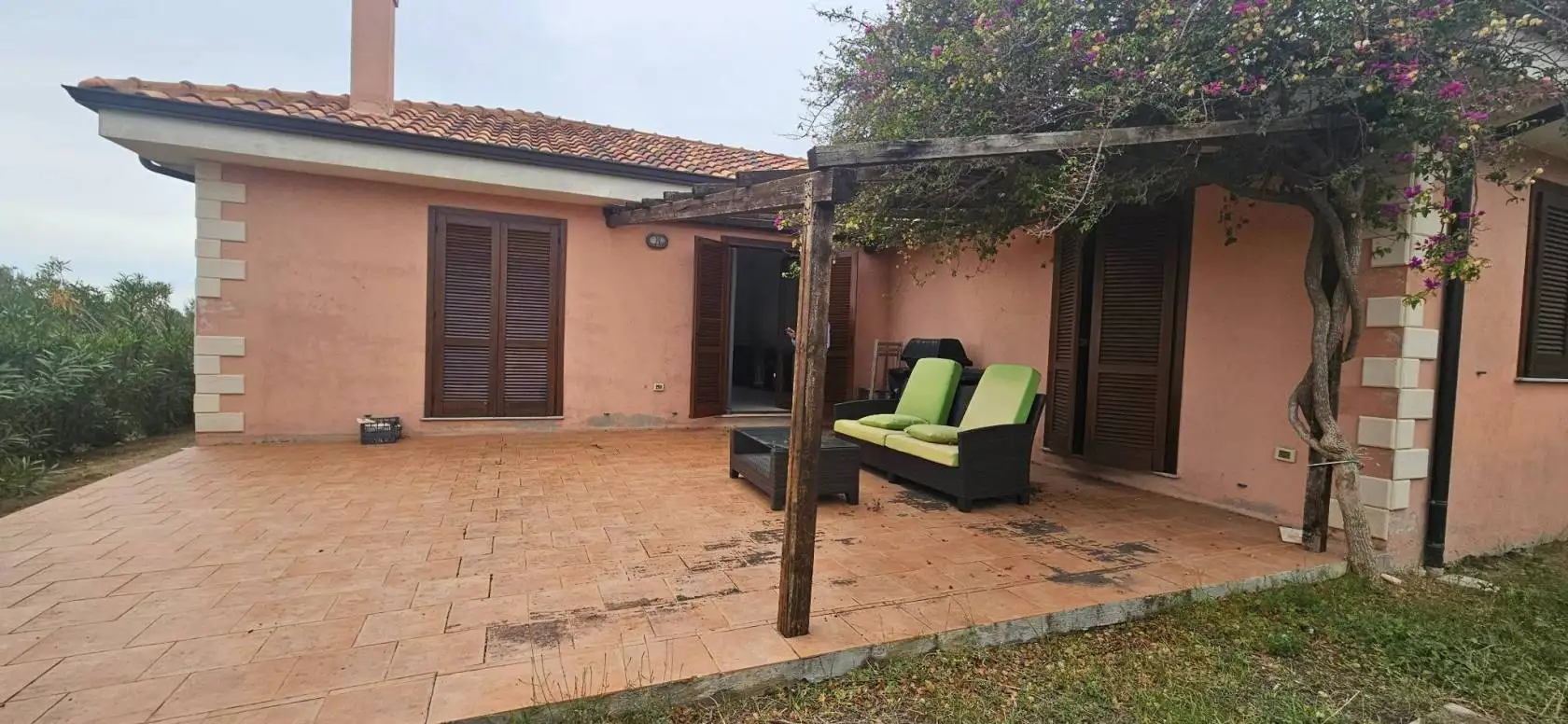 Villa in vendita a Santa Caterina dello Ionio