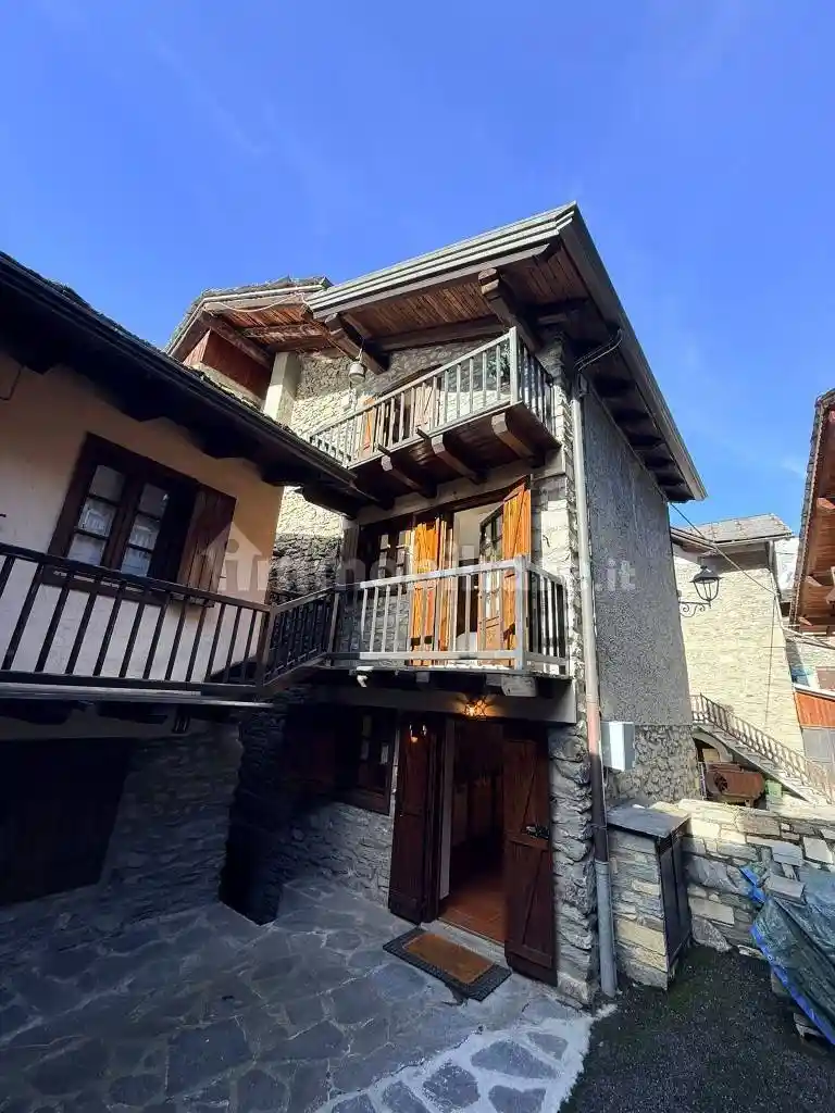 Casa indipendente in vendita a Courmayeur