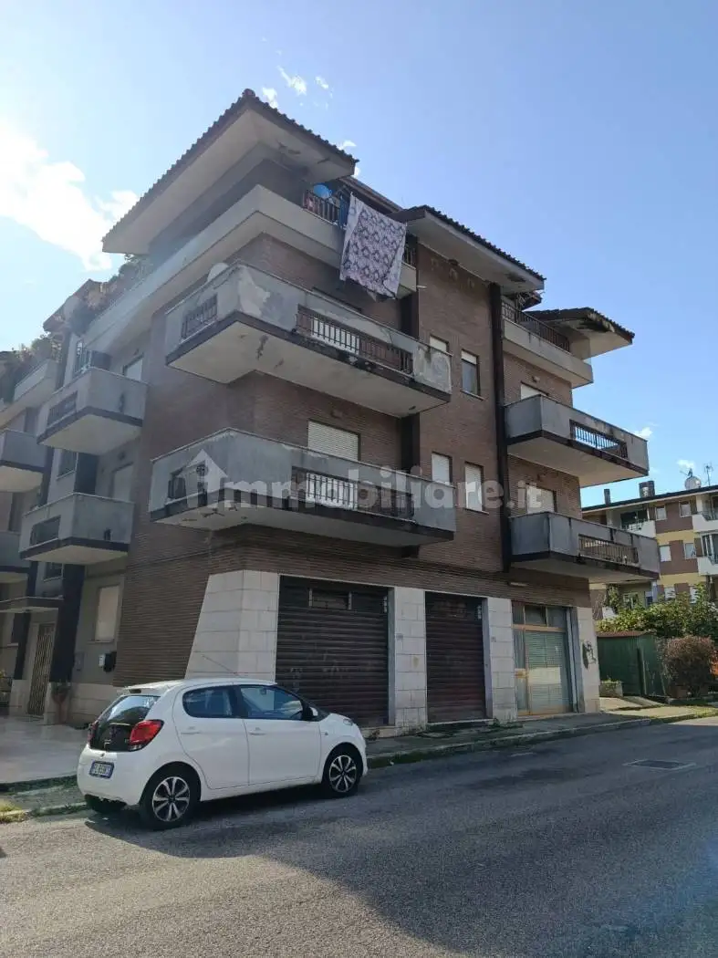 Trilocale piazza dei Volsci, Atina Inferiore, Atina - foto 2