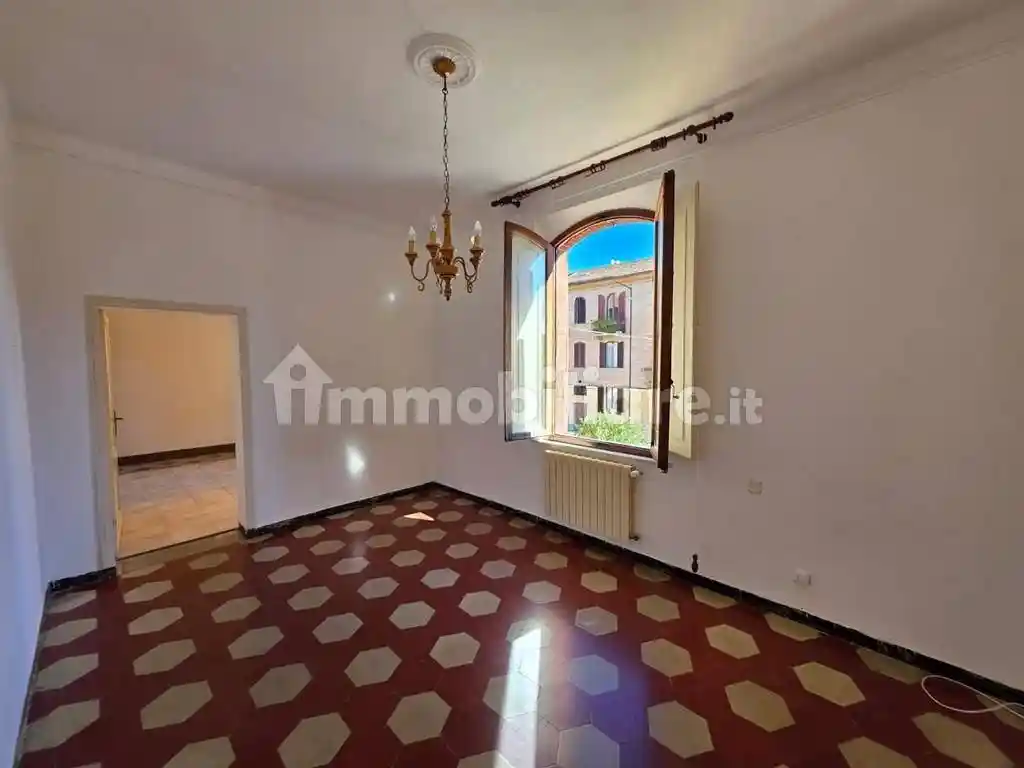 Appartamento buono stato, secondo piano, Fuori Porta Romana, Siena - foto 2