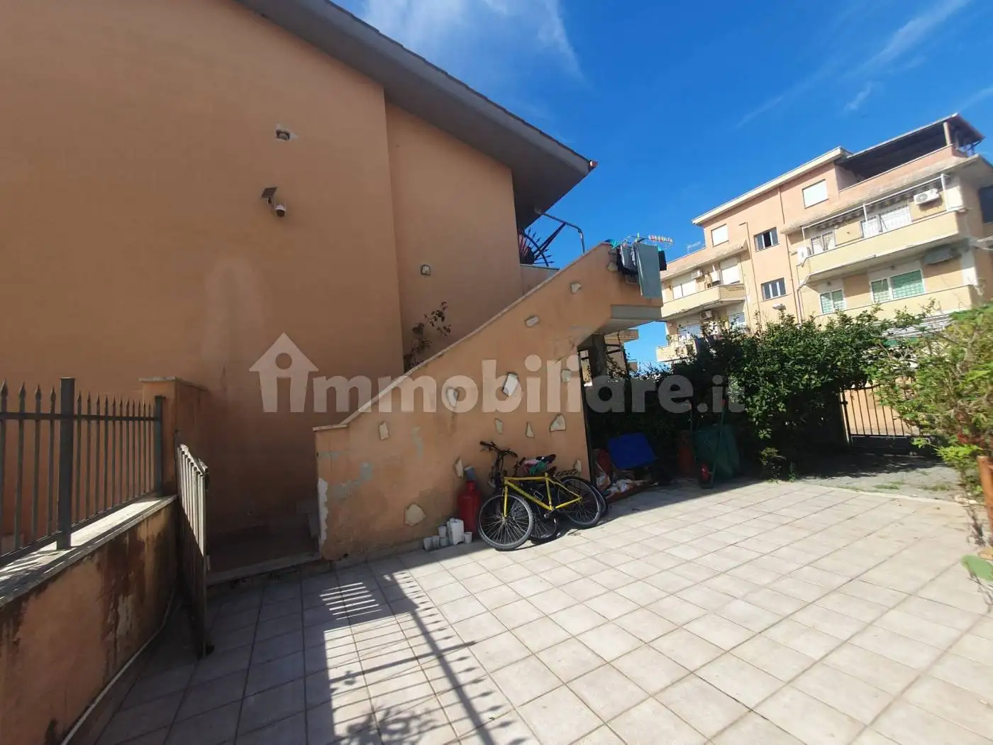 Villetta a schiera in vendita a Pomezia