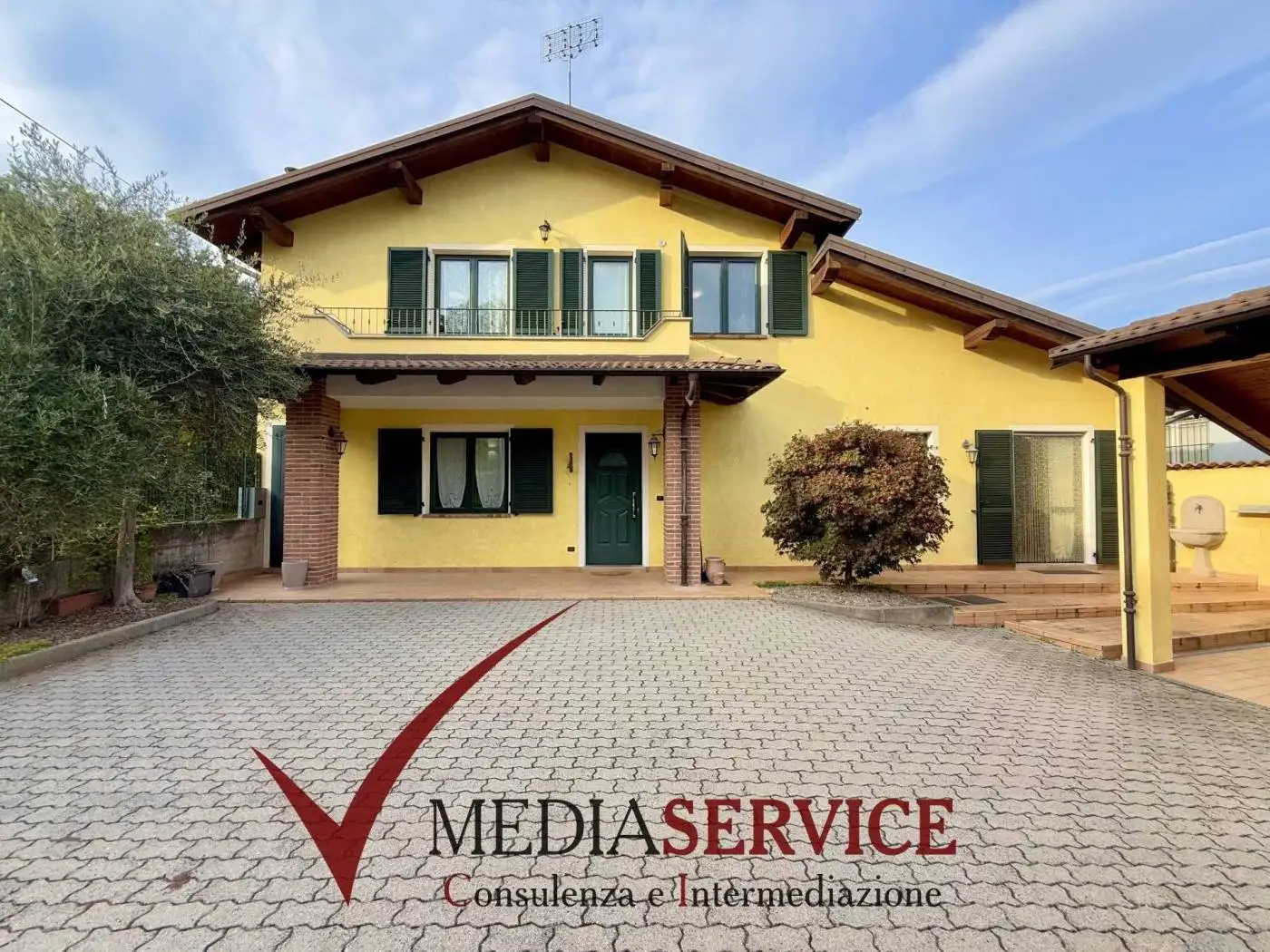 Villa in vendita a Bernezzo