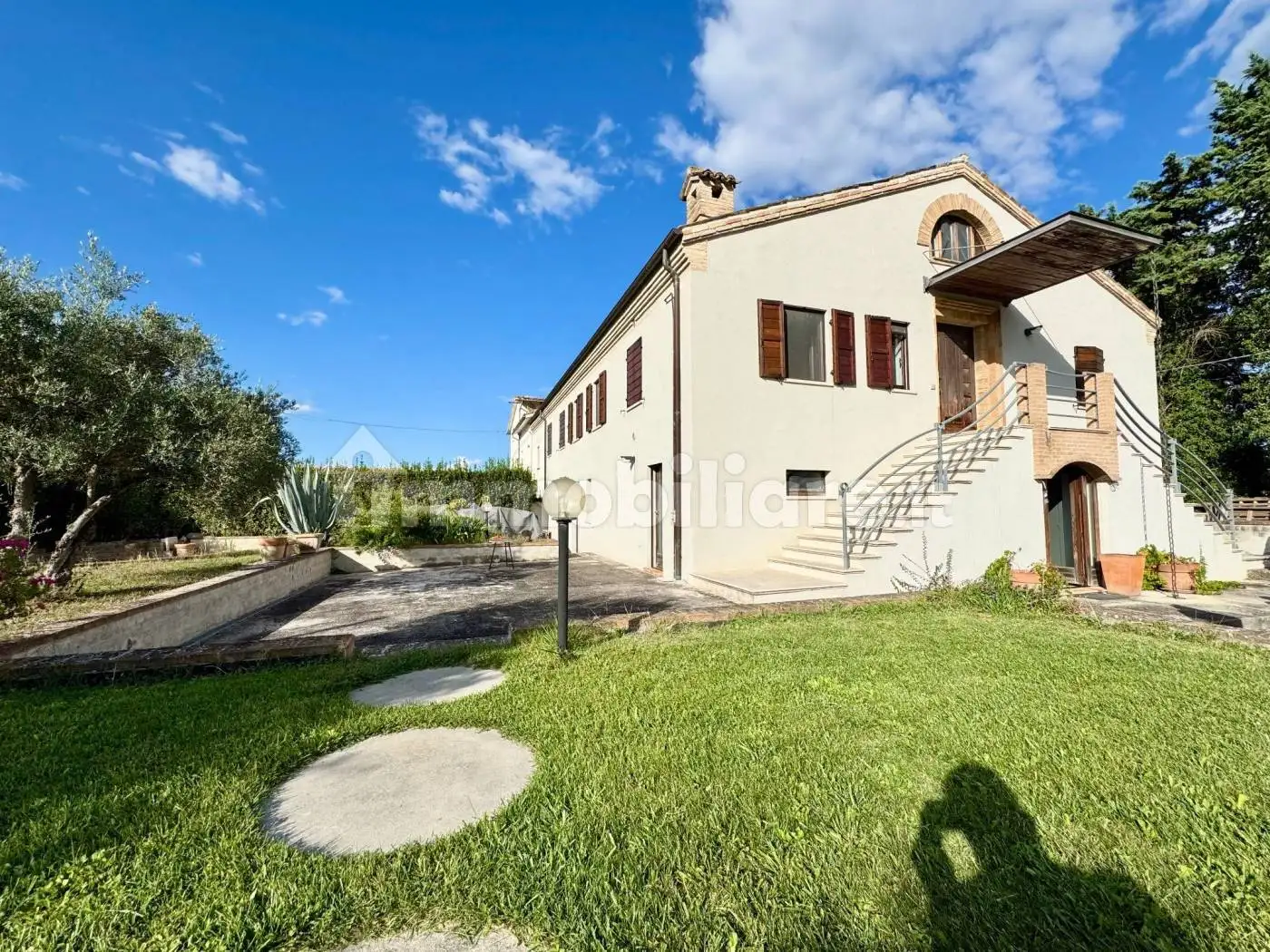 Villa in vendita a Colmurano