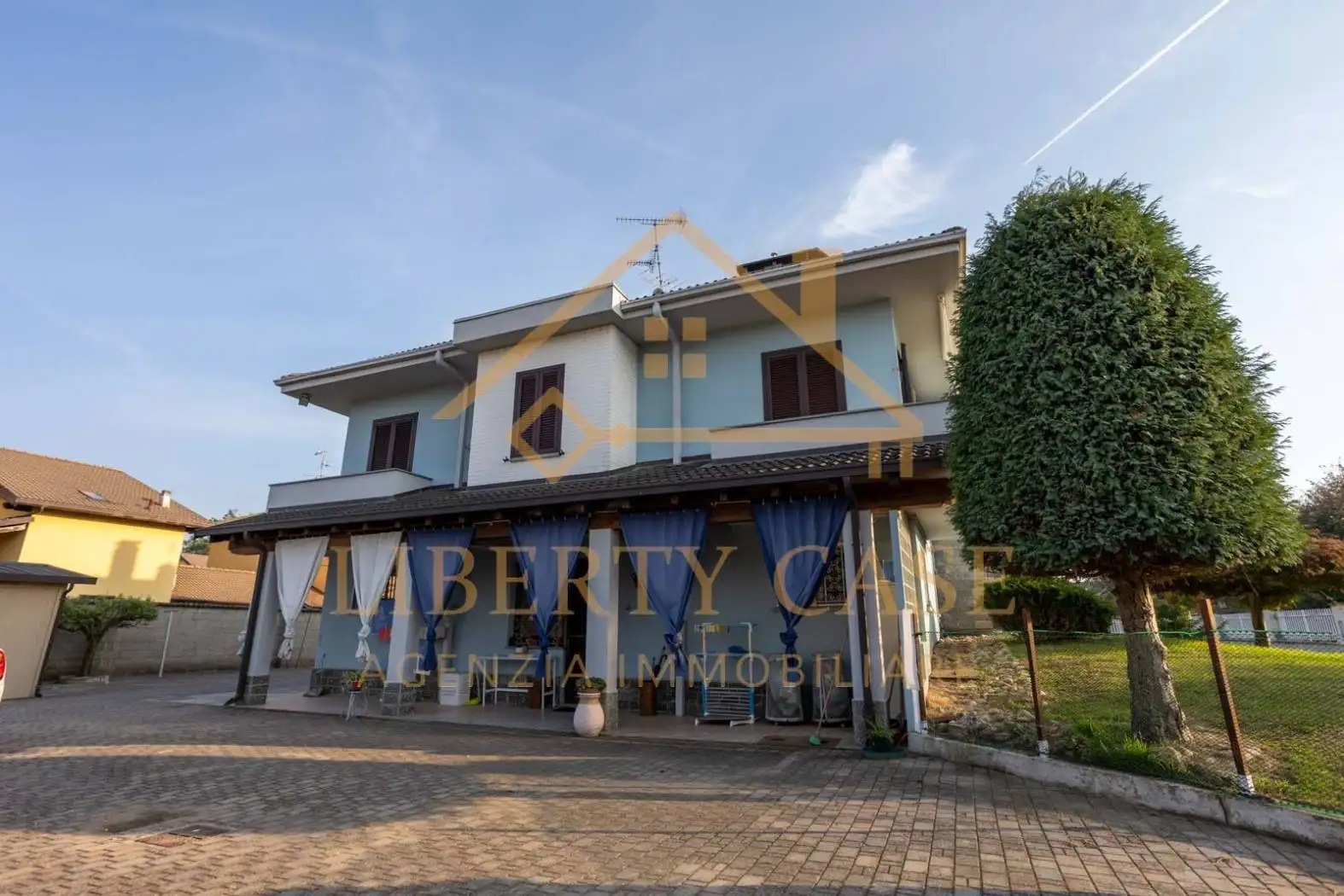 Villa in vendita a Pezzana