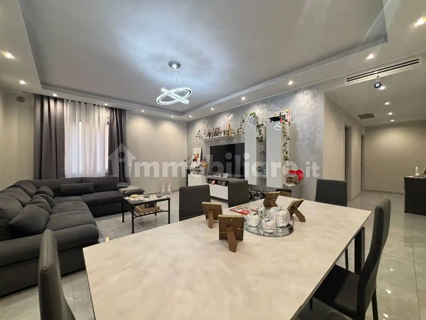 Appartamento in vendita a Piacenza