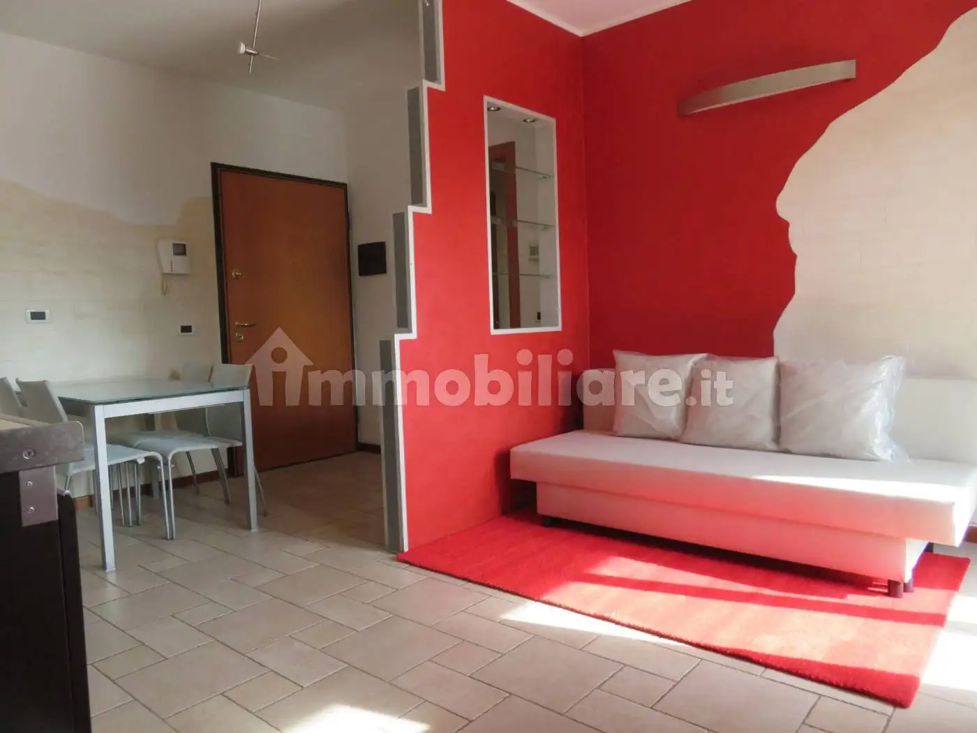 Appartamento in affitto a Due Carrare